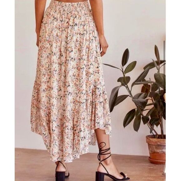 Free People Midi Skirt Ditsy Floral size XS Multicolor Boho Pull On Ruffles - Picture 3 of 12
